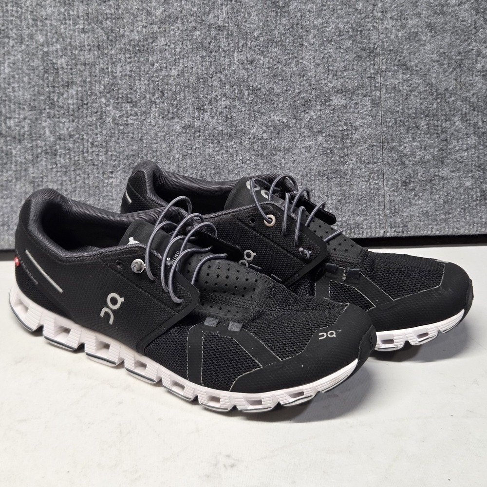 On Running Cloud 5 Women's 10 Black White Swiss Engineering Athletic Shoe